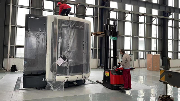 DMG-MORI-五軸加工中心DMU-95-monoBLOCK安裝交付現(xiàn)場(chǎng)